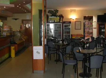 Frühstückspension Azzano Holidays 3*