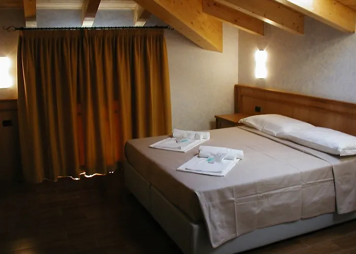 Azzano Holidays Bed and breakfast