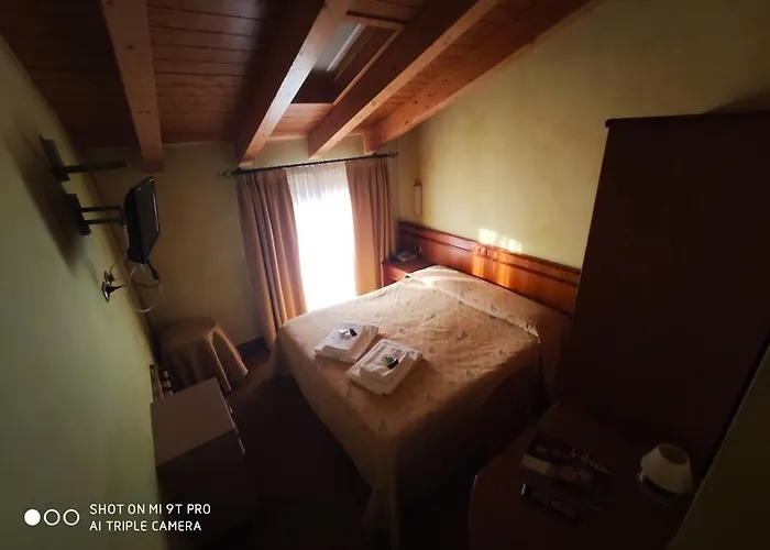 Azzano Holidays Bed and breakfast 3*