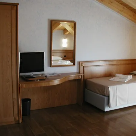 Bed & Breakfast Azzano Holidays 2*