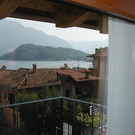 Bed & Breakfast Azzano Holidays 2*