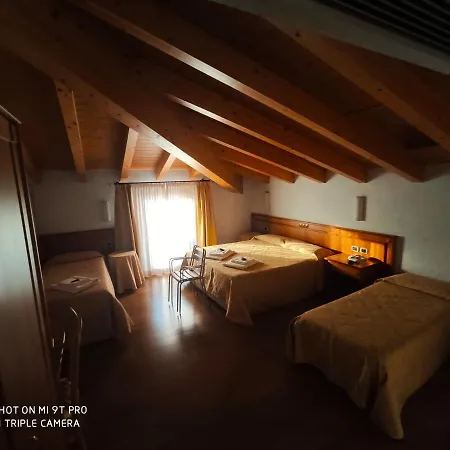 Azzano Holidays Bed & Breakfast 2*