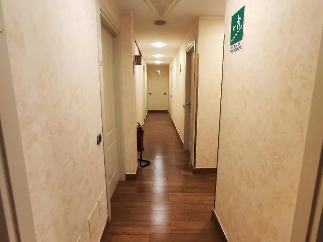 Oda ve Kahvaltı Azzano Holidays Mezzegra