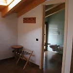 Azzano Holidays 3* Меццегра