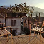Azzano Holidays 3* Меццегра