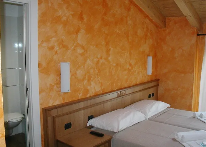 B&B Azzano Holidays 메체그라